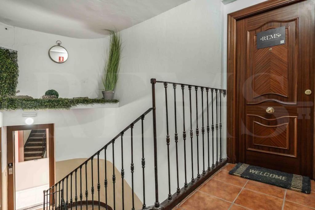 Private Terrace, Barbecue & Cathedral View By Rems Apartment Malaga Luaran gambar